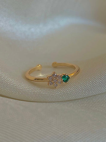 Golden Mini Flower Ring